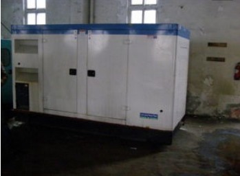 临桂康明斯150kw大型柴油二手发电机组 临桂康明斯150kw大型柴油二手发电机组